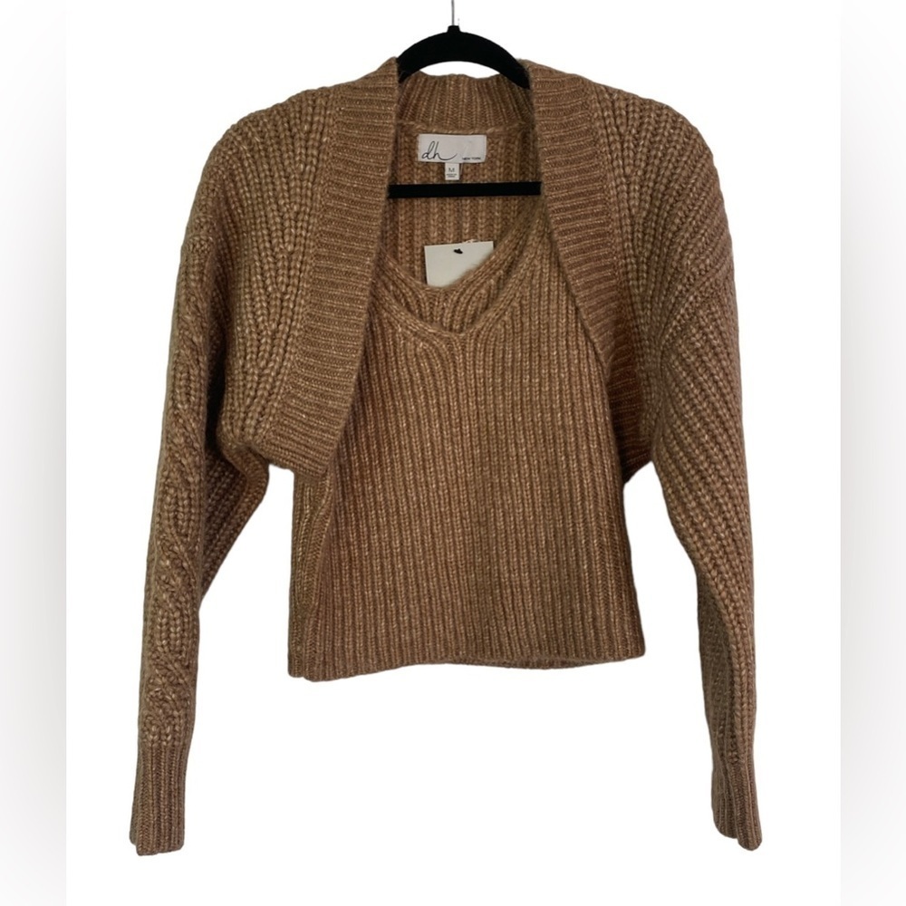 dh New York  Rue Sweater Tank Crop Shrug/Cardigan Size Medium/Med Fawn/Brown